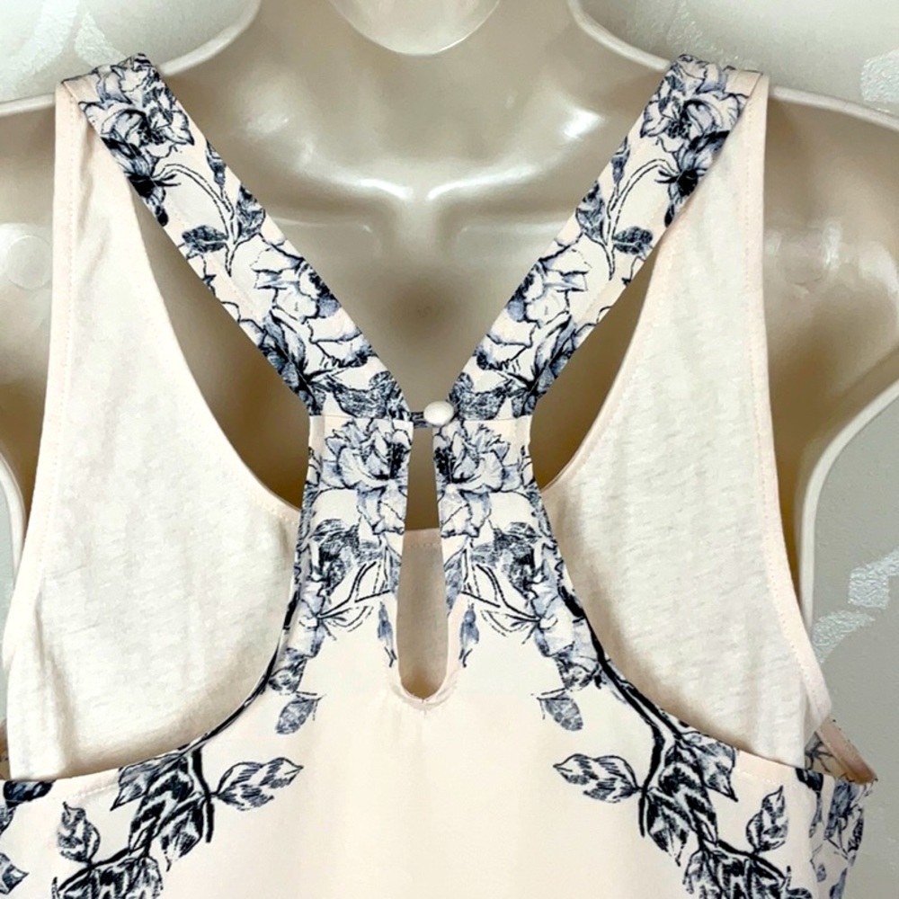 EXPRESS BUTTON BACK TOP - Picture 4 of 8